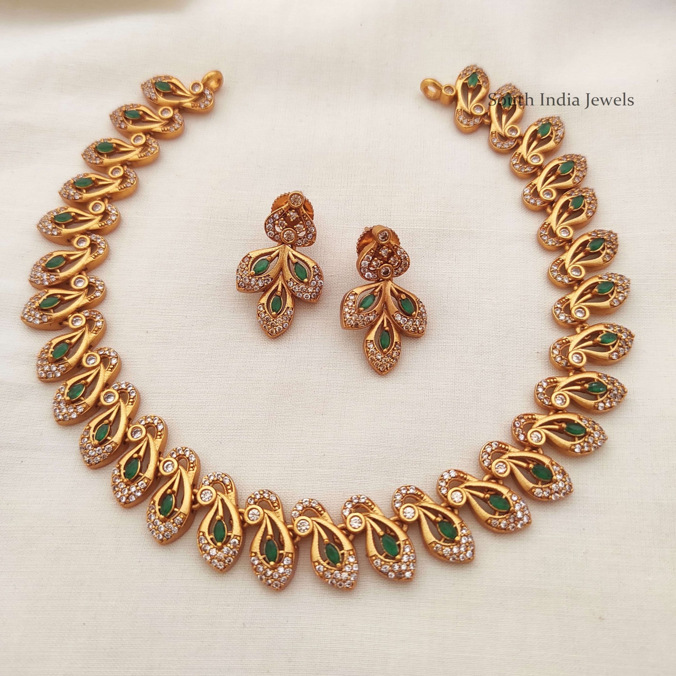 Gold Simple Chain Design | Green Stone Necklace | South India Jewels