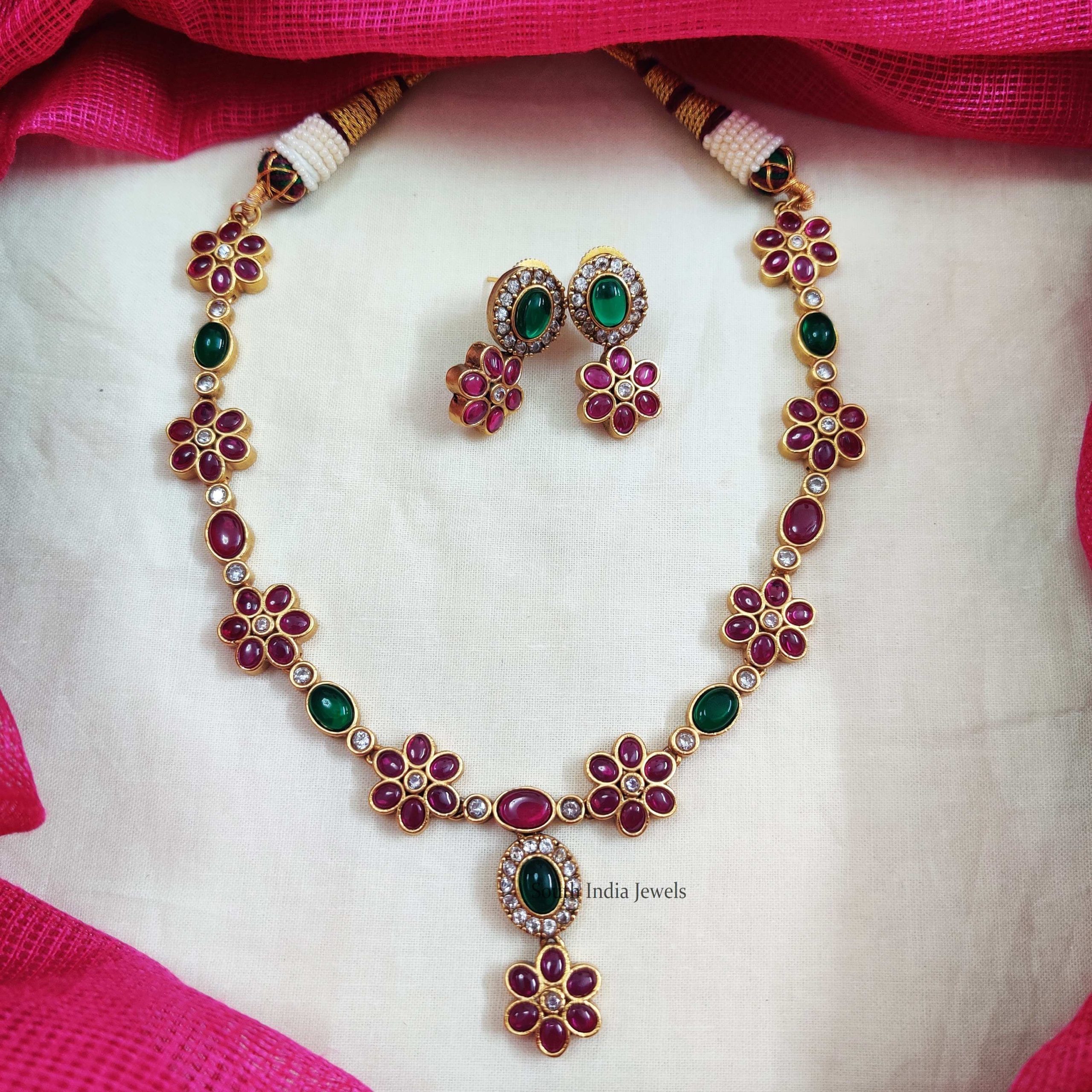 Beautiful Flower Sequence Necklace