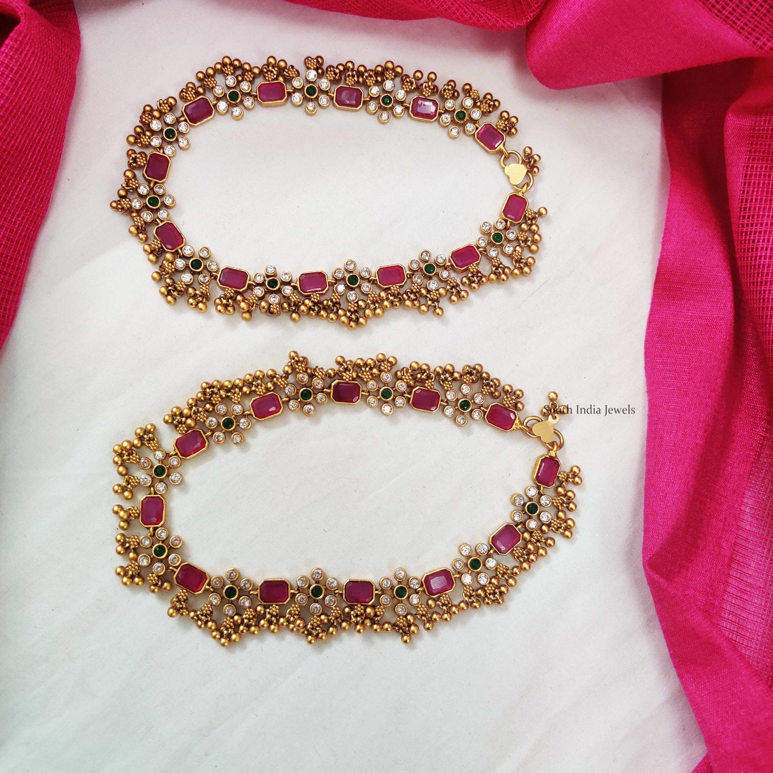 Golden Beads Floral Design Anklets (2)