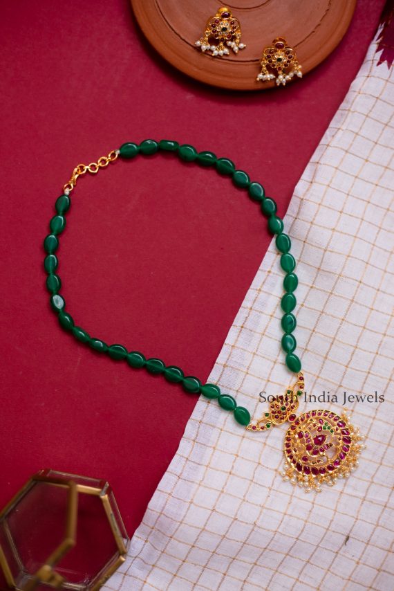 Traditional-Jade-Mala-With-Kundan-Pendant