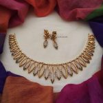 Traditional Leaf Design Necklace..