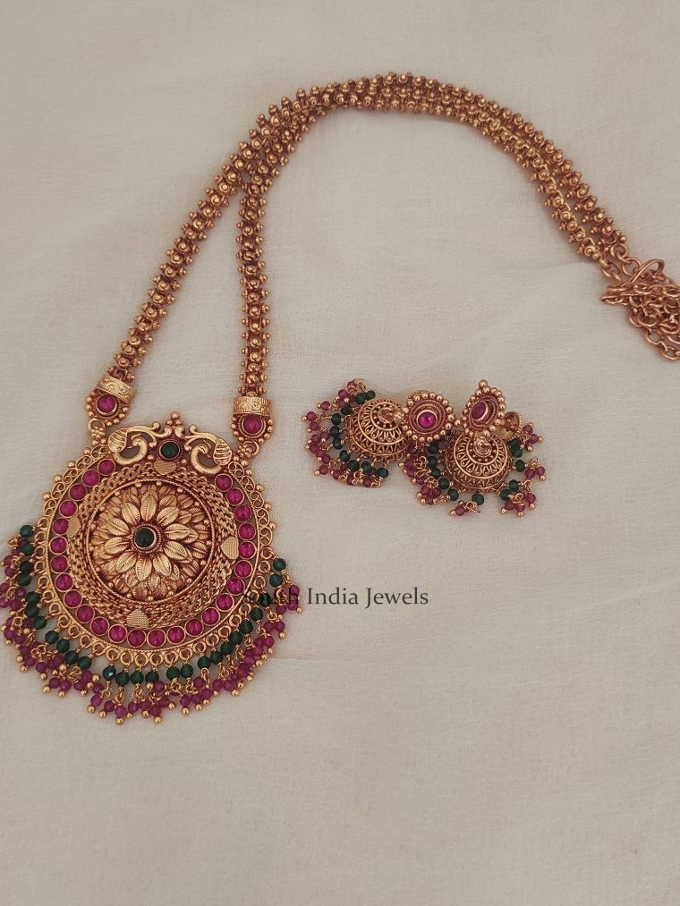 Latest saree jewellery ideas for a plain saree styled with a plain blouse -  YouTube