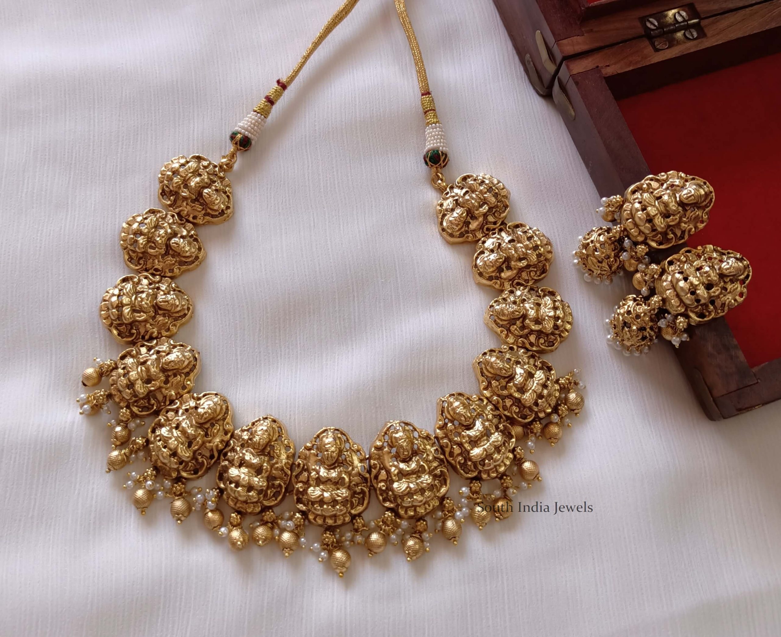 Classic Lakshmi Temple Choker Necklace Set
