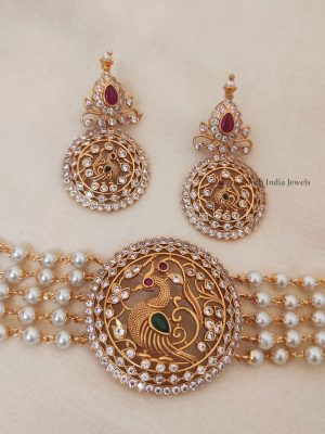 Classic Peacock Pearls Choker