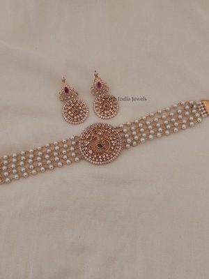 Classic Peacock Pearls Choker