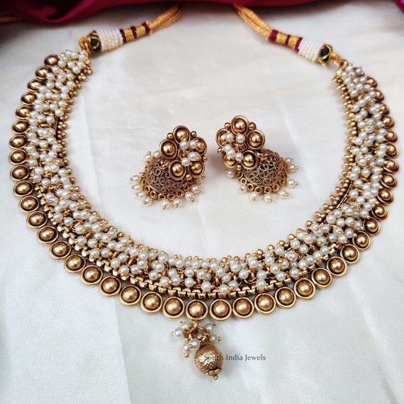 Classic Pearls & Beads Necklace (2)