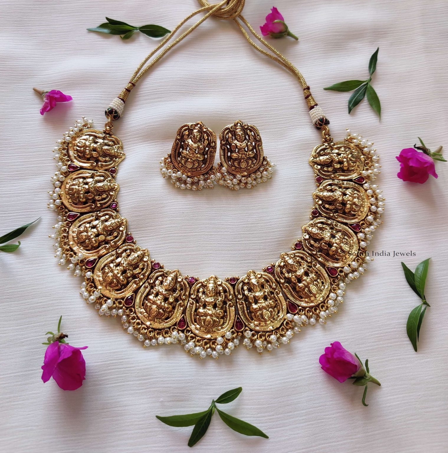 Gorgeous Nagas Lakshmi Choker - South India Jewels