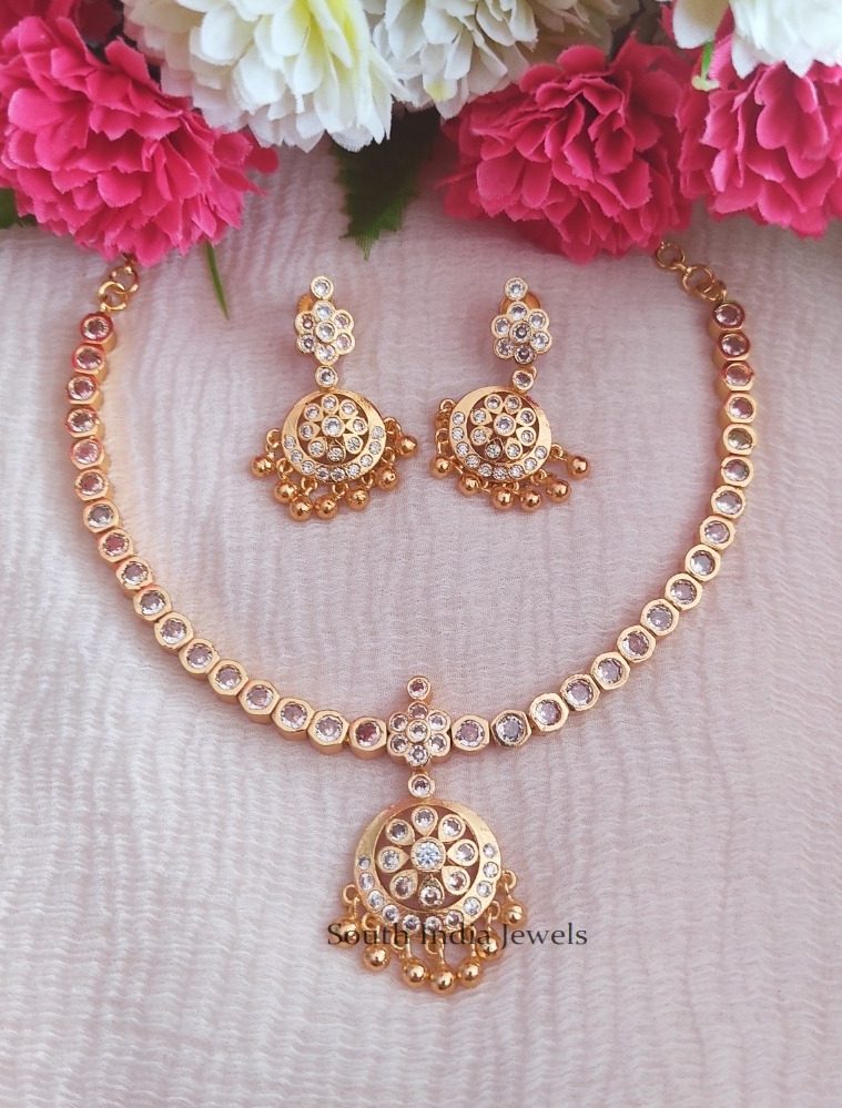 Traditional White Stones Neckalce
