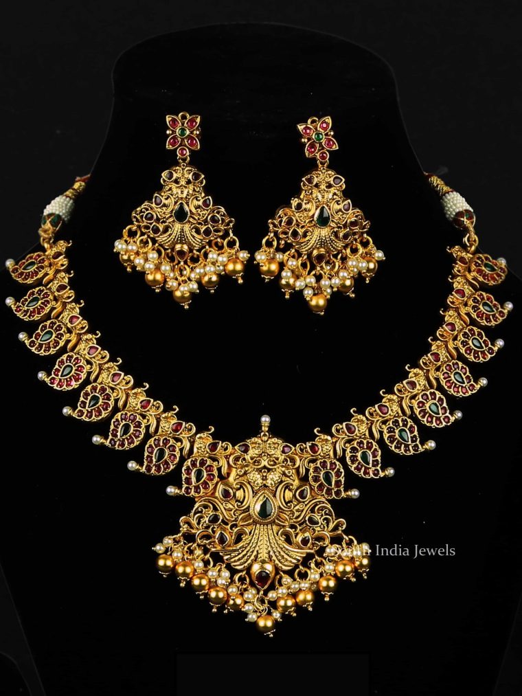 Attractive Mango Design Necklace