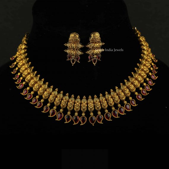 Beautiful Gold Finish Necklace