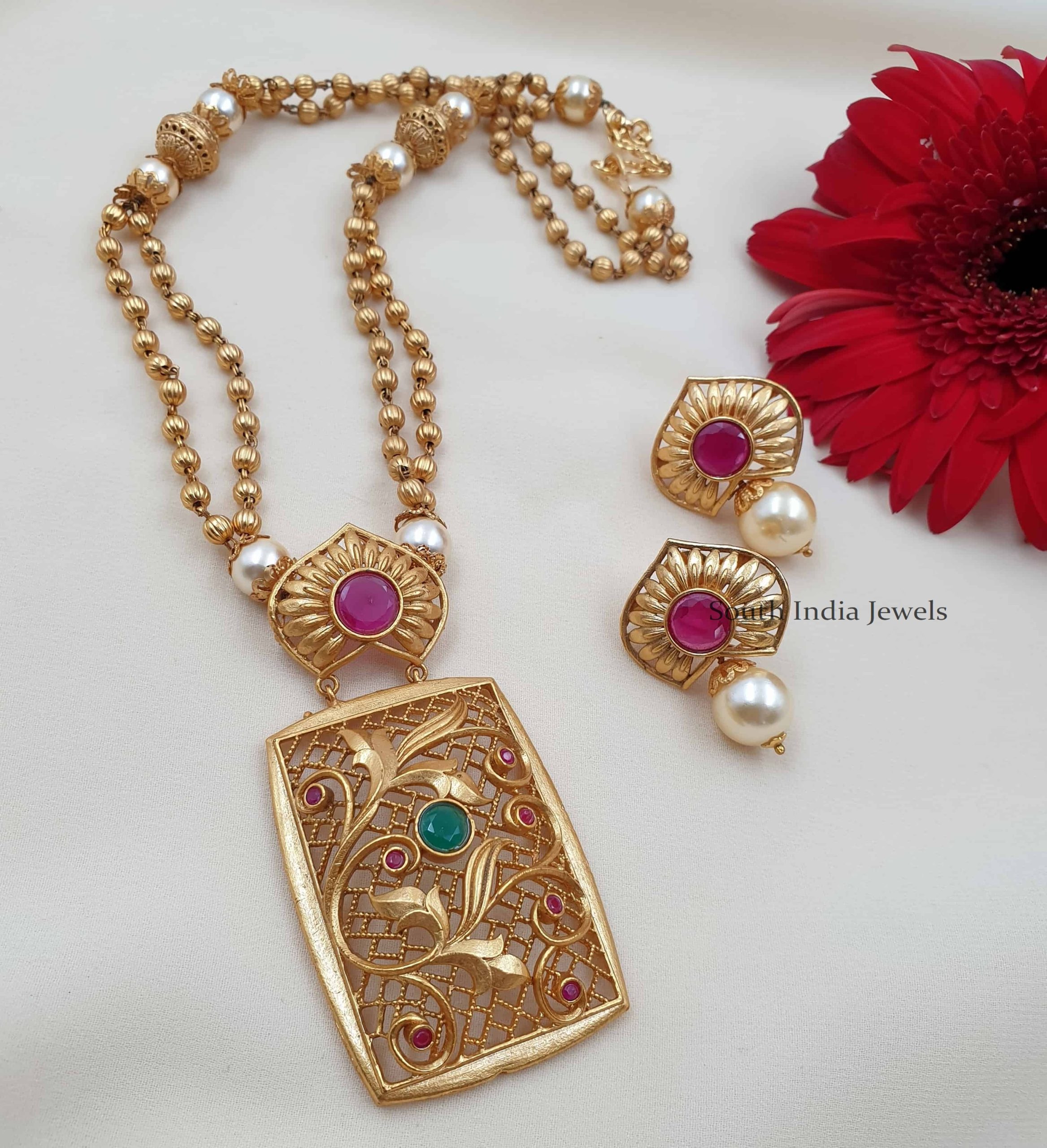 Floral Designer Beads Necklace