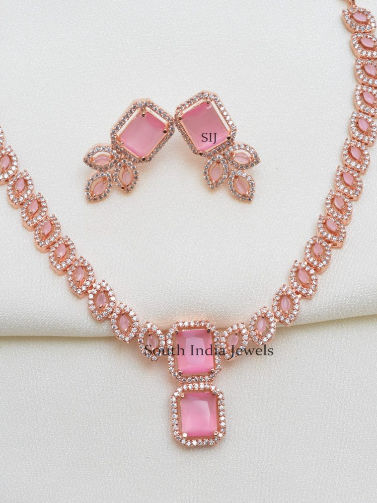 Amazing Rose Gold Necklace