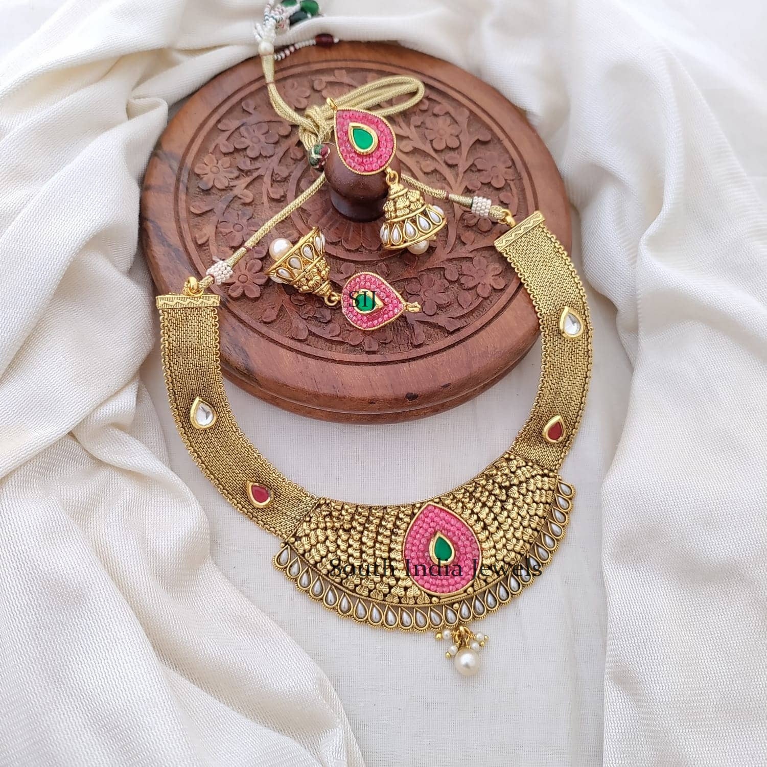 Antique Gold Finish Drop Design Necklace