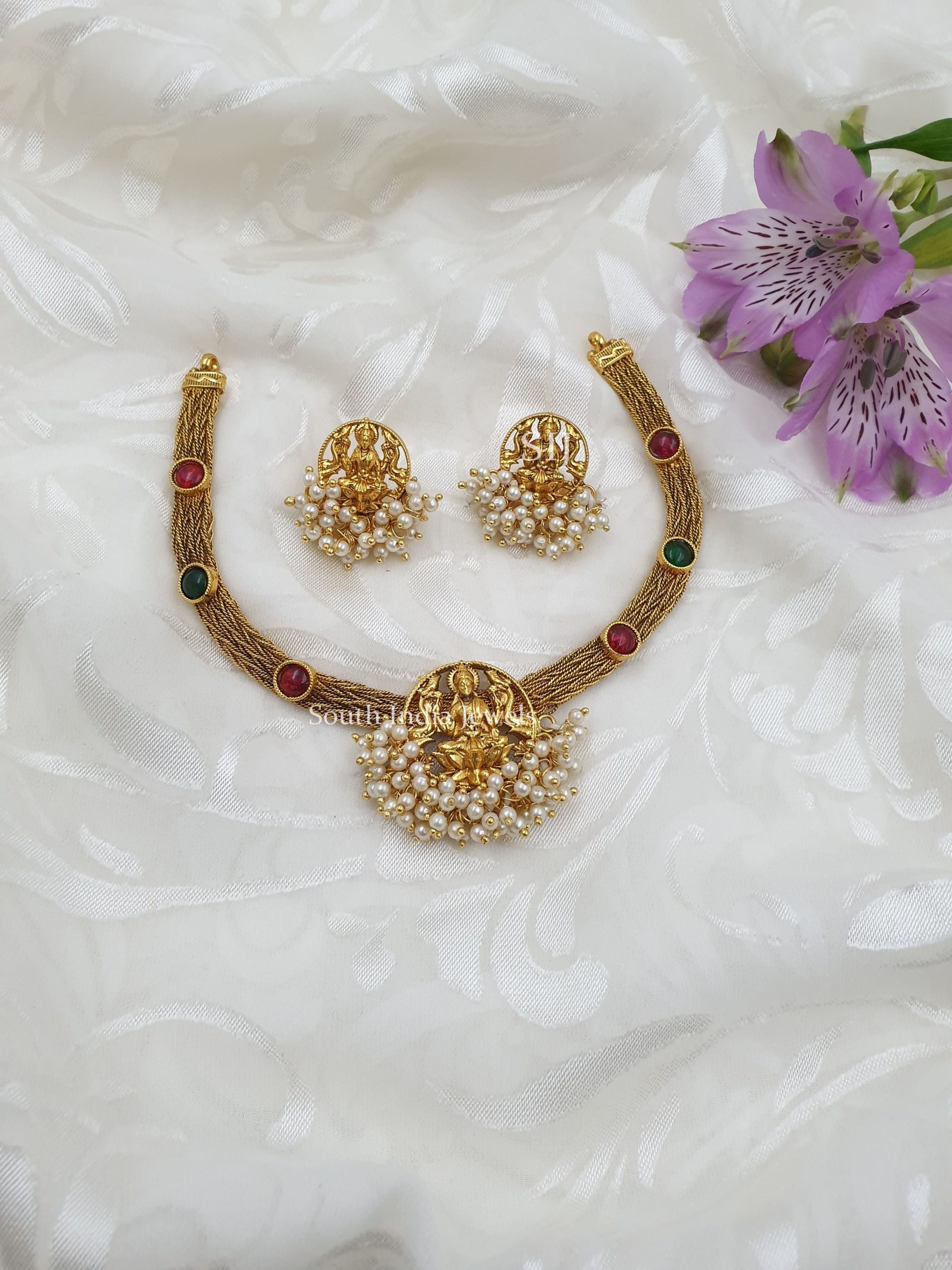Exquisite Lakshmi Pearls Necklace (2)