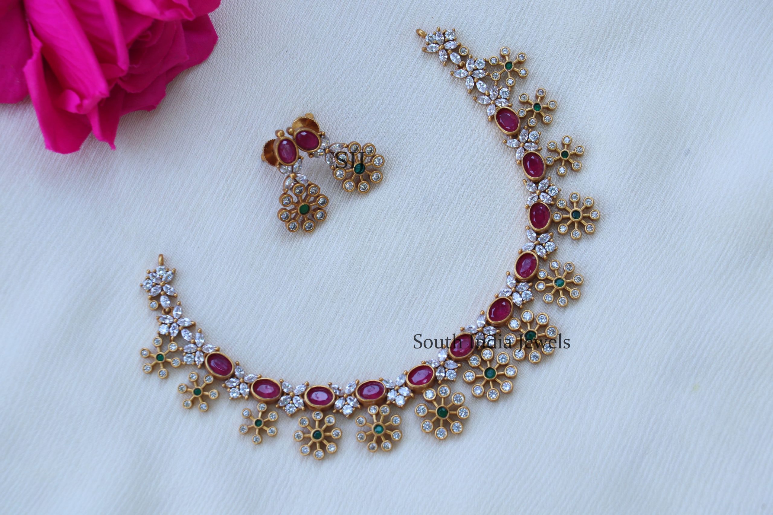 Floral Design Multicolor Stones Necklace