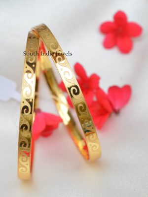 Light weight Gold Polish Bangles