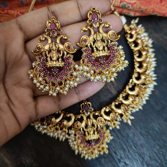 Peacock Lakshmi Design Pearls Necklace (2)