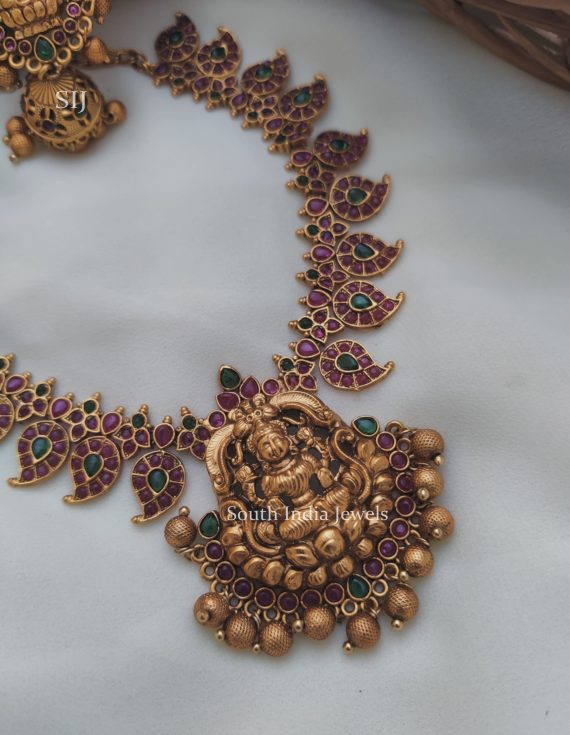 Stunning Lakshmi Kemp Necklace