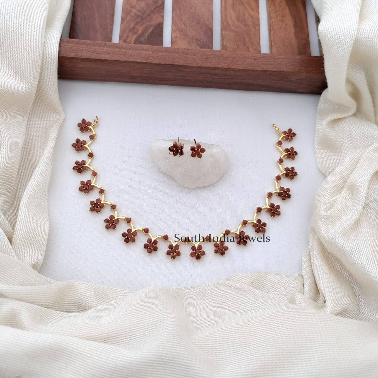 Stunning Sand Stone Floral Necklace