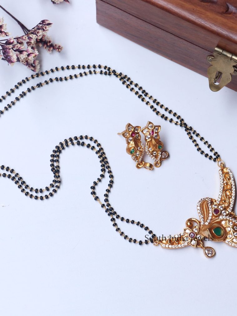 Traditional Lakshmi Coin Design Mangalsutra