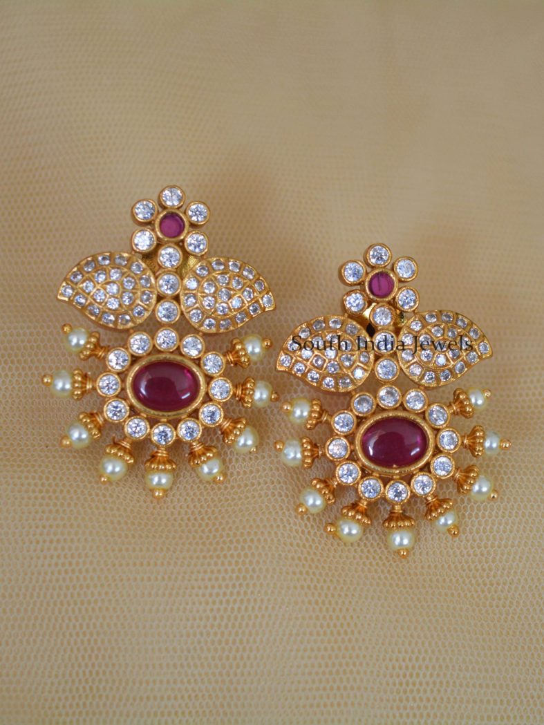 Attractive Floral Matte Stud Earrings