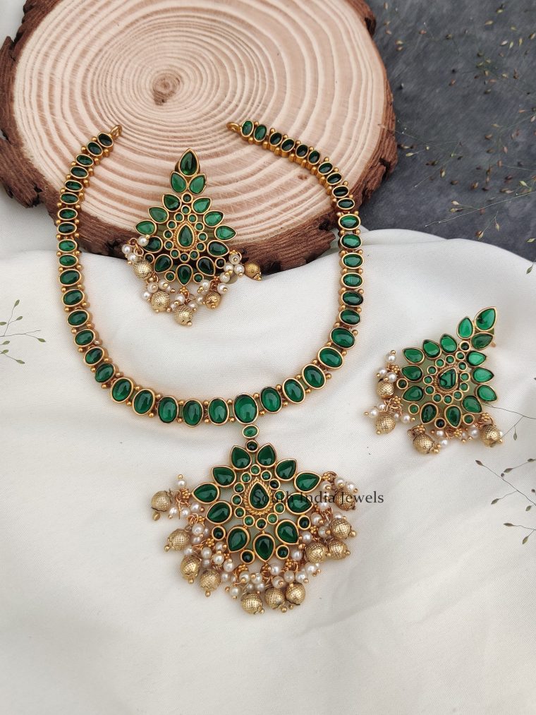 Beautiful Green Attigai Necklace