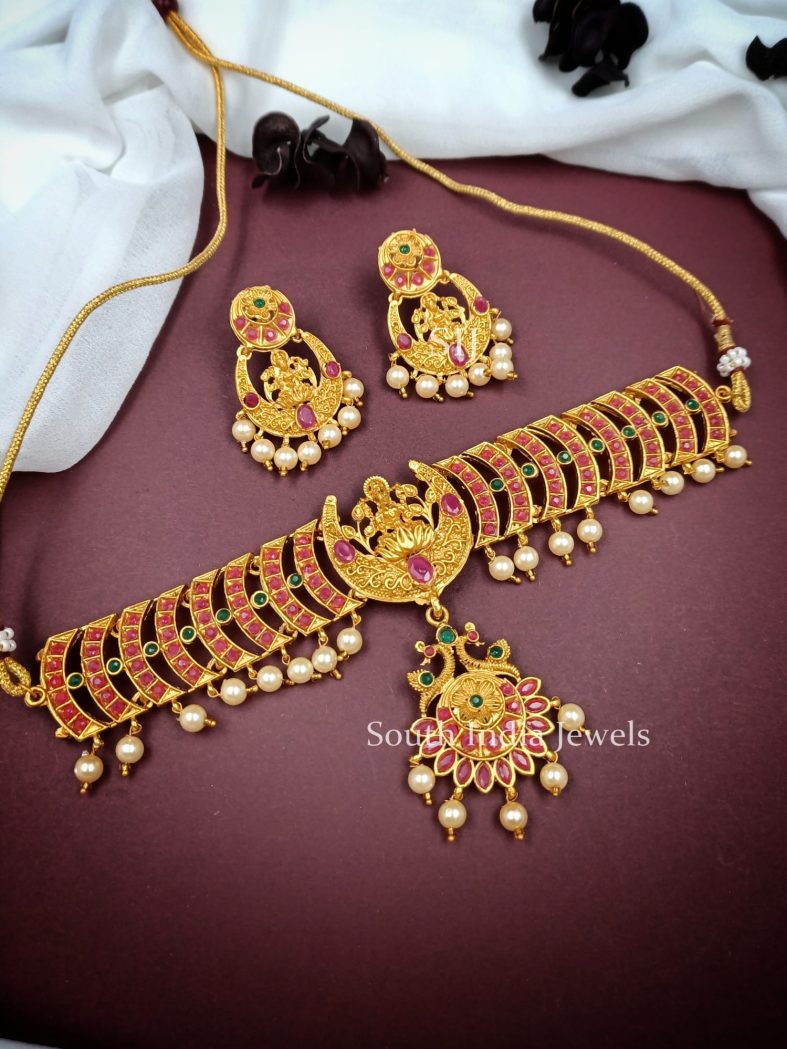 Beautiful Lakshmi Deisgn Choker