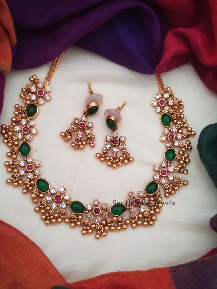 Beautiful Loreal Green Necklace