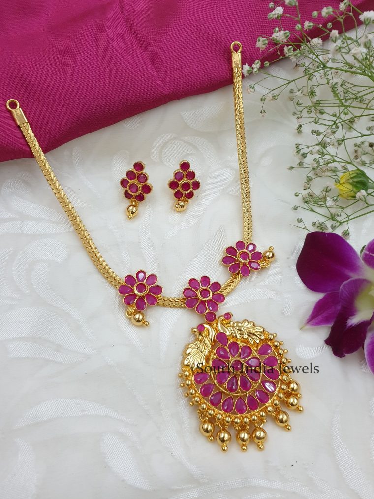 Floral Design Ruby Necklace