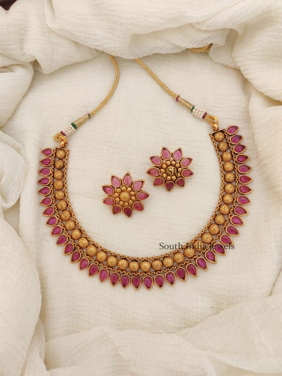 Stunning Floral Design Necklace (2)