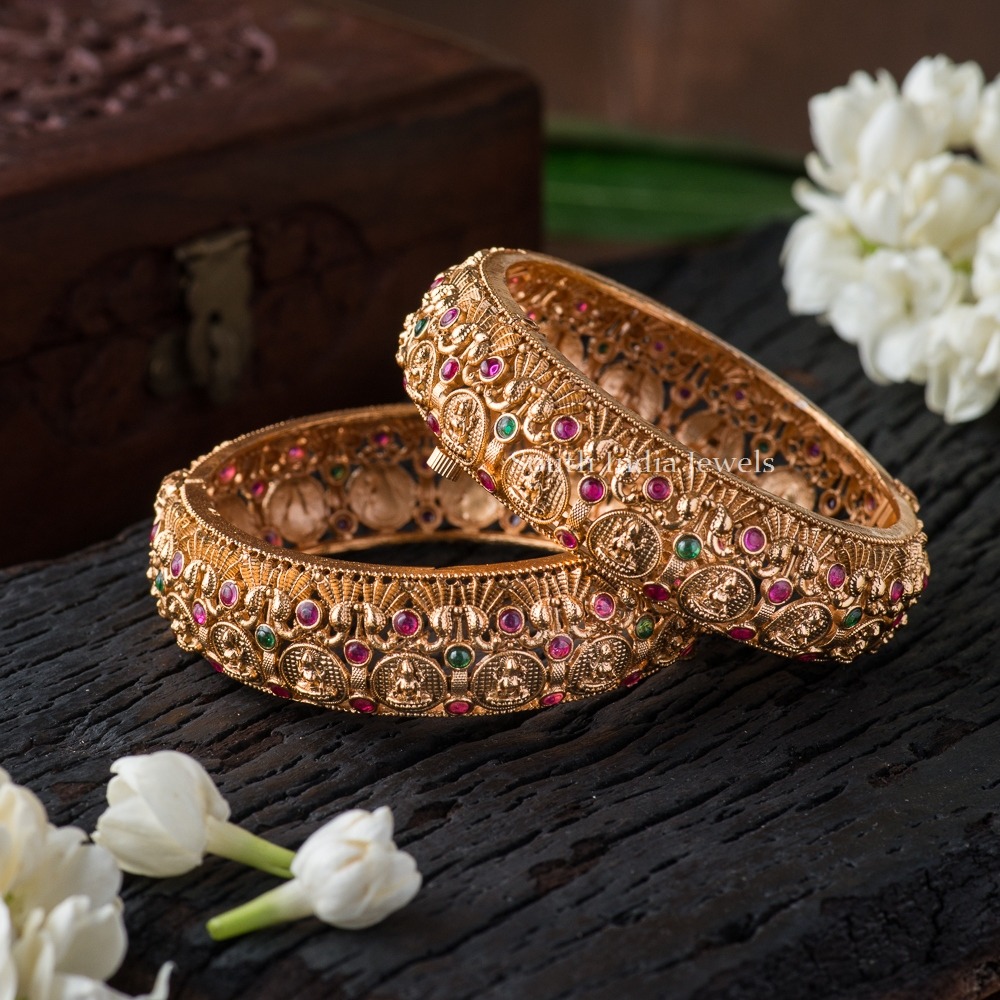 Buy Candere by Kalyan Jewellers 18k Gold Tri-Stone Ring Online At Best  Price @ Tata CLiQ