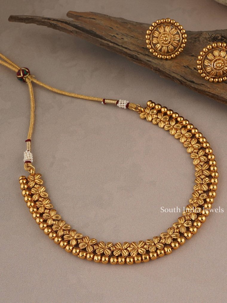Floral antique Gold Necklace
