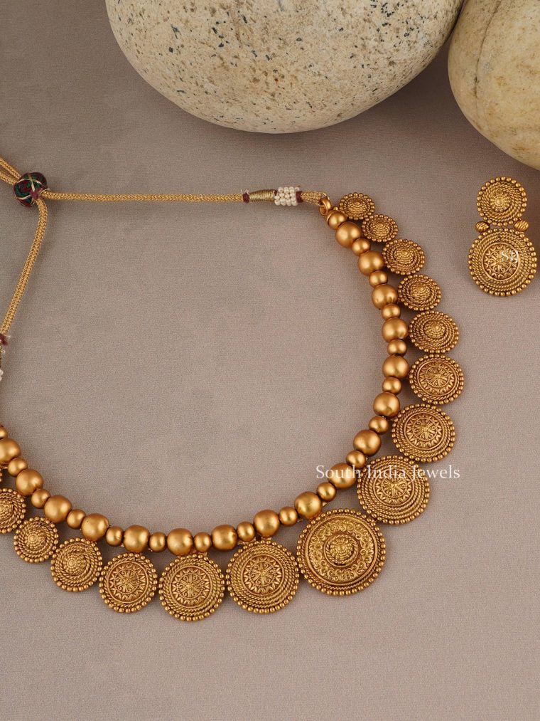 Gorgeous Gold Spiral Necklace