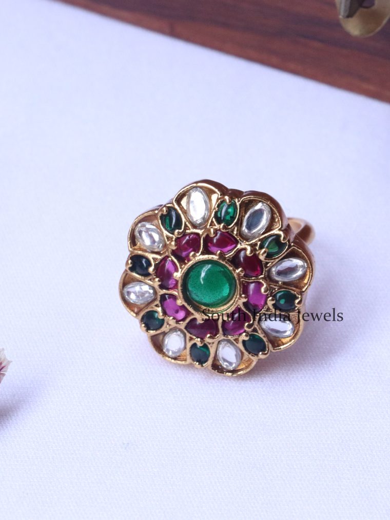 Gorgeous Traditional Floral Ring