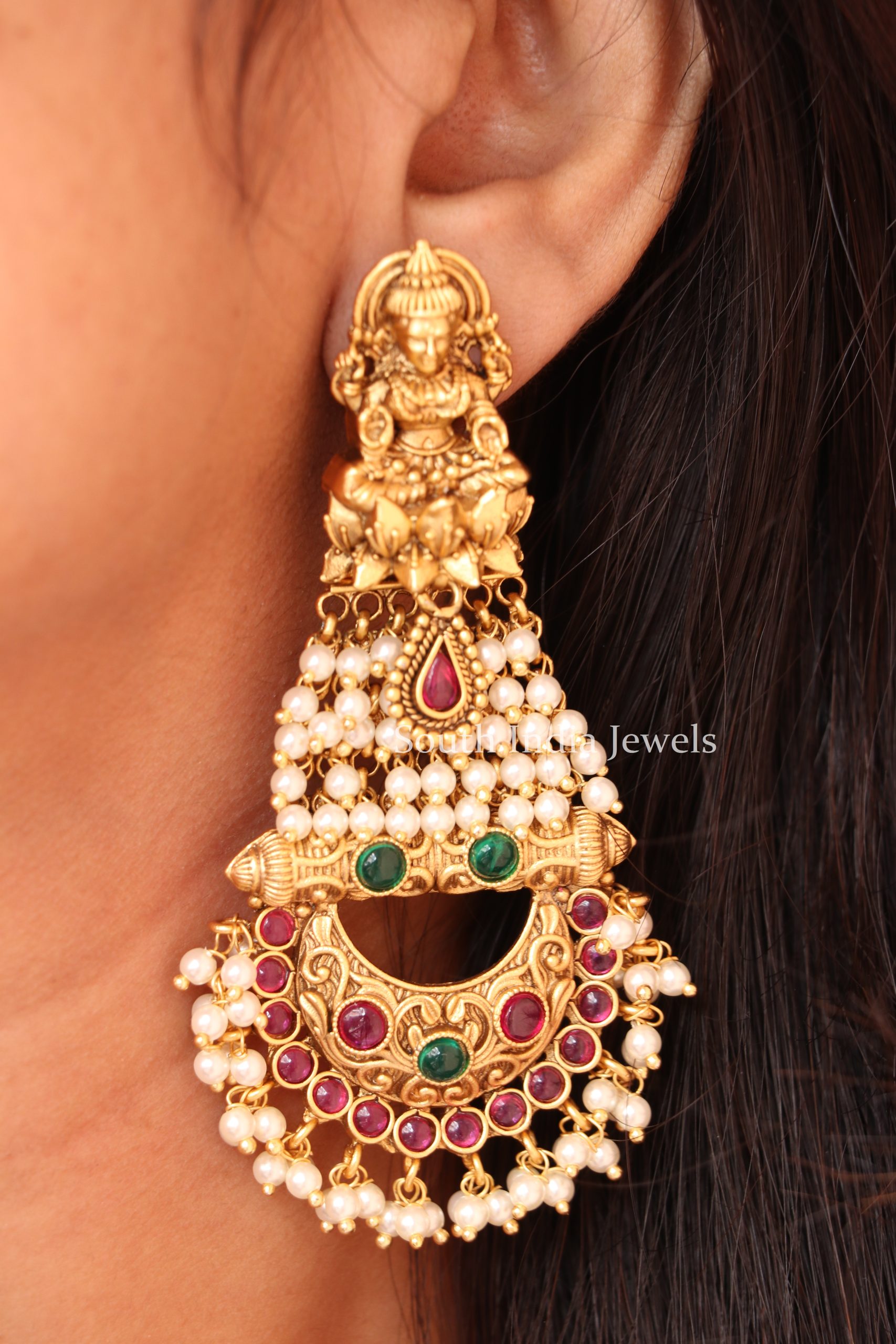 Lakshmi Design Pearls Earrings-3