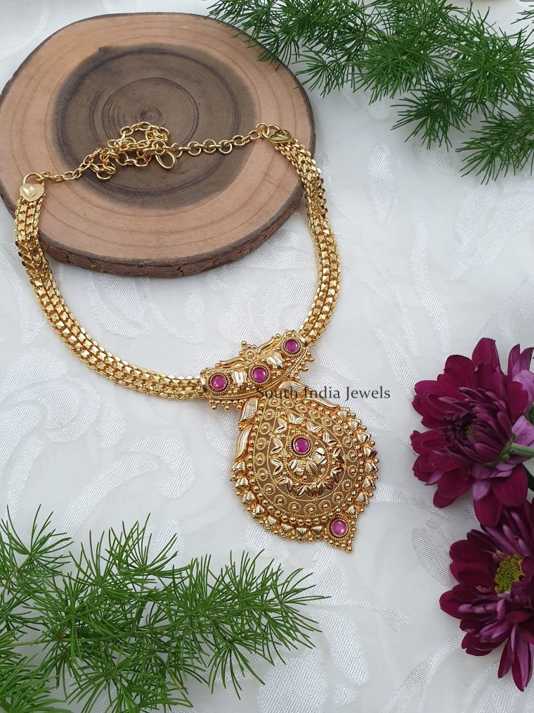 Beautiful Gold Replica Necklace