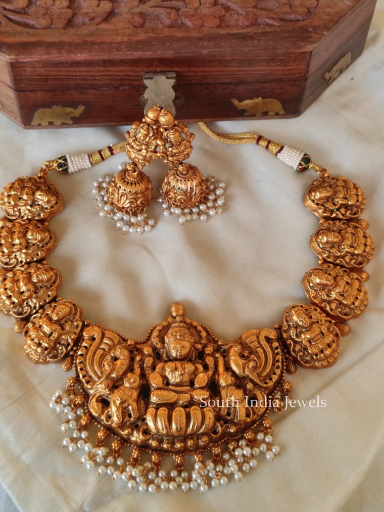 Beautiful Grand Laxshmi Pearl Necklace
