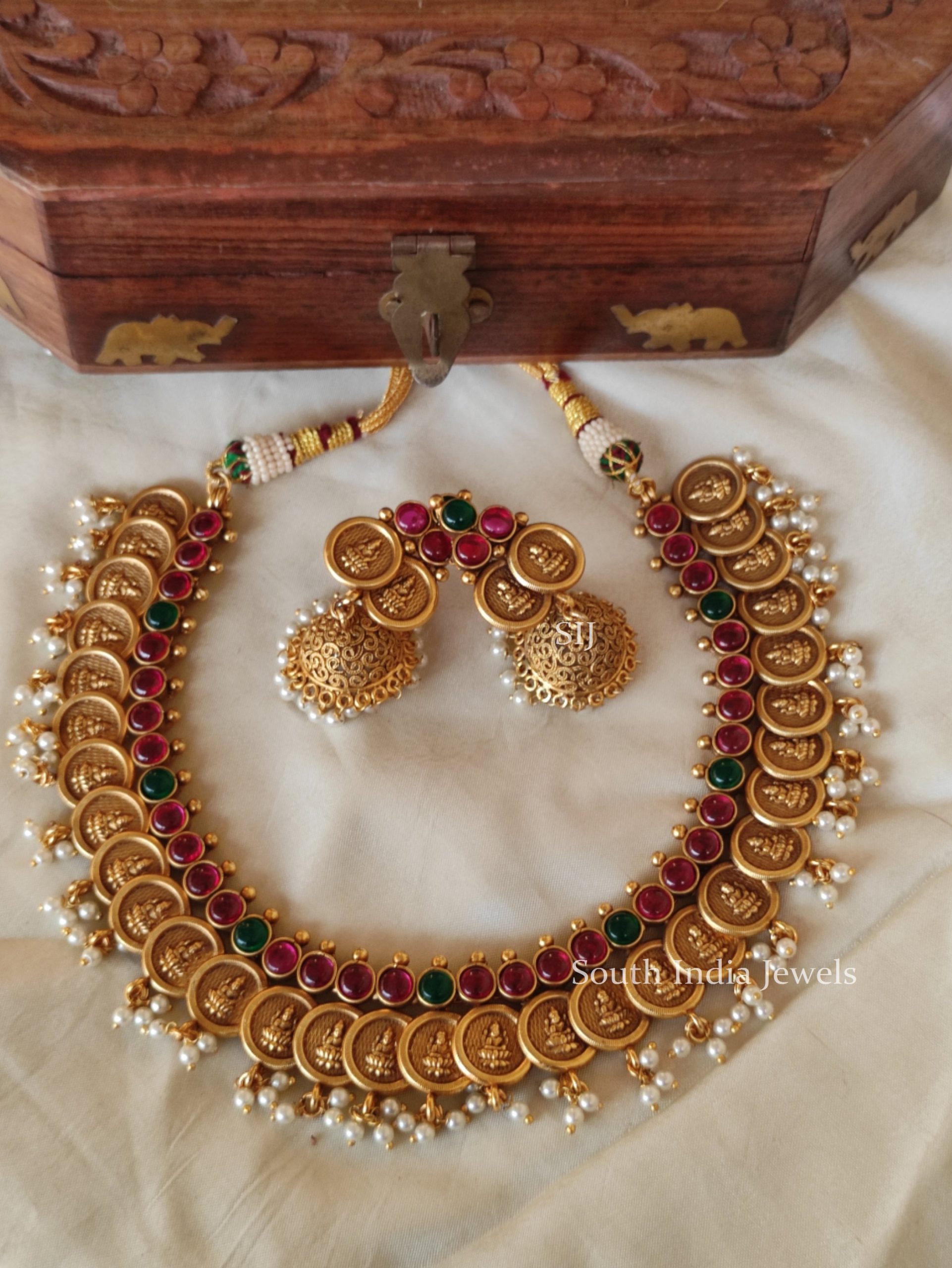 South Indian Style Guttapusalla Necklace