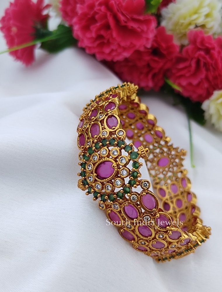 Stunning Single Kada Bangle