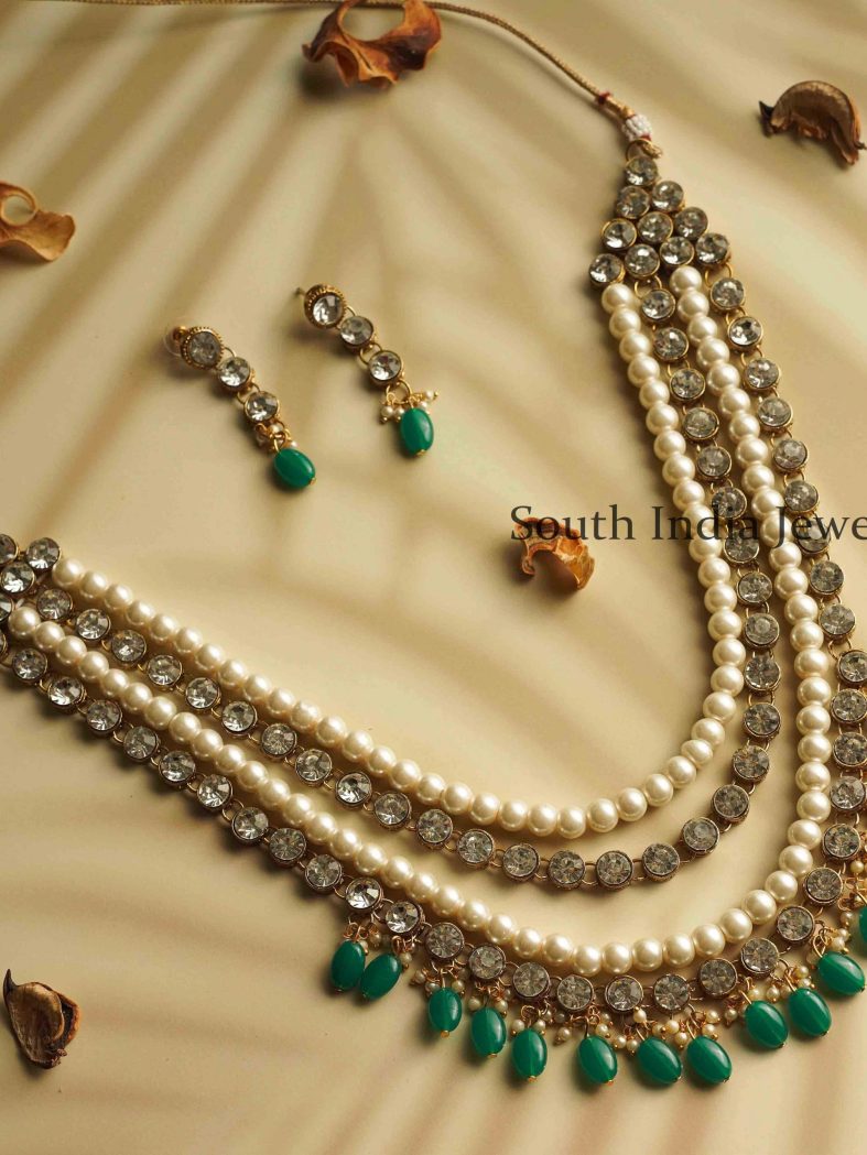 White Pearl Kundan Necklace