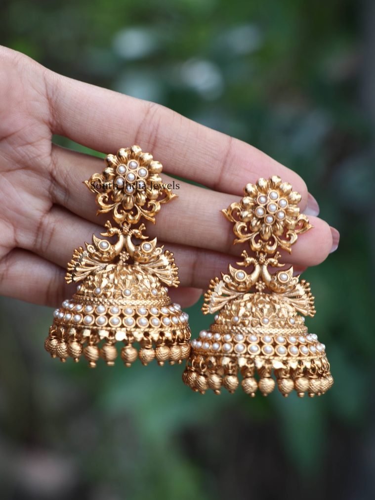 Attractive Fida Jhumkas