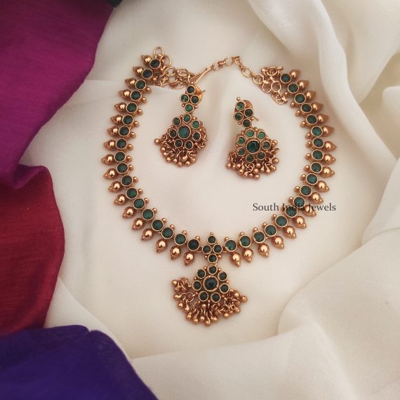 South Kemp Emerald Attigai Jewels - South India Jewels