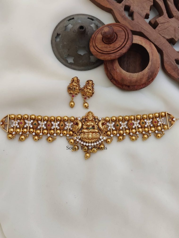 Elegant Lakshmi Design Choker