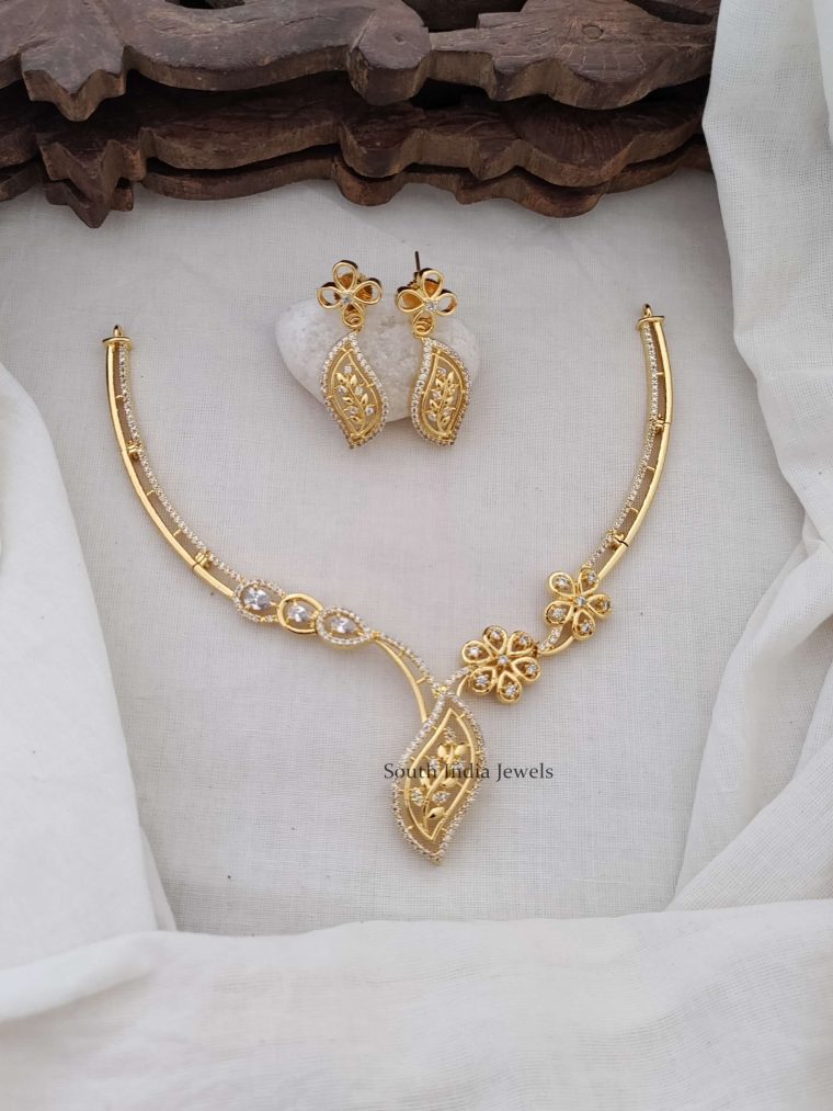 Glittering Fancy Design Necklace