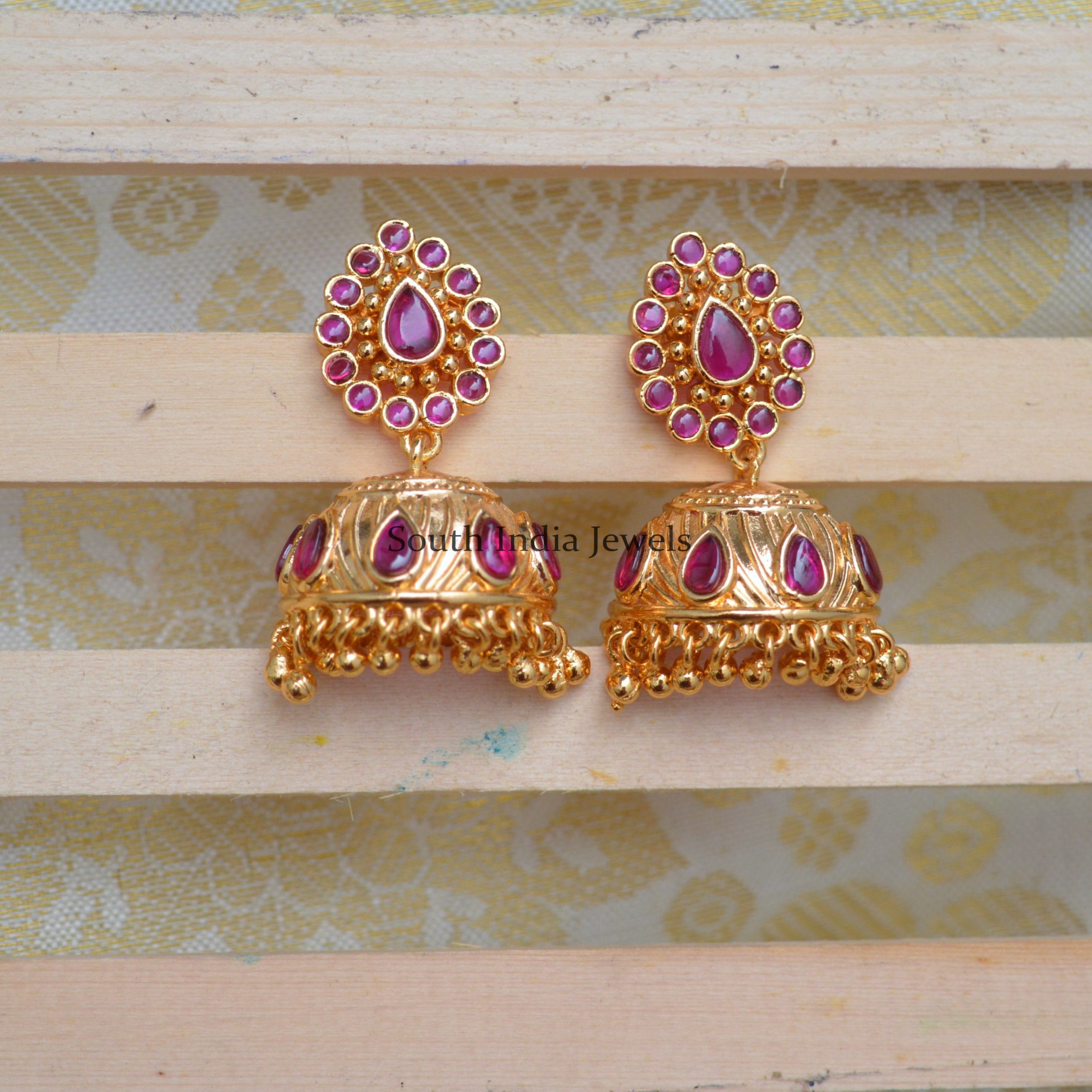 Gorgeous Kemp Jhumka Earrings