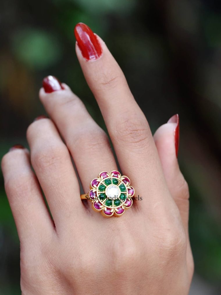 Style Crystal Floral Ring