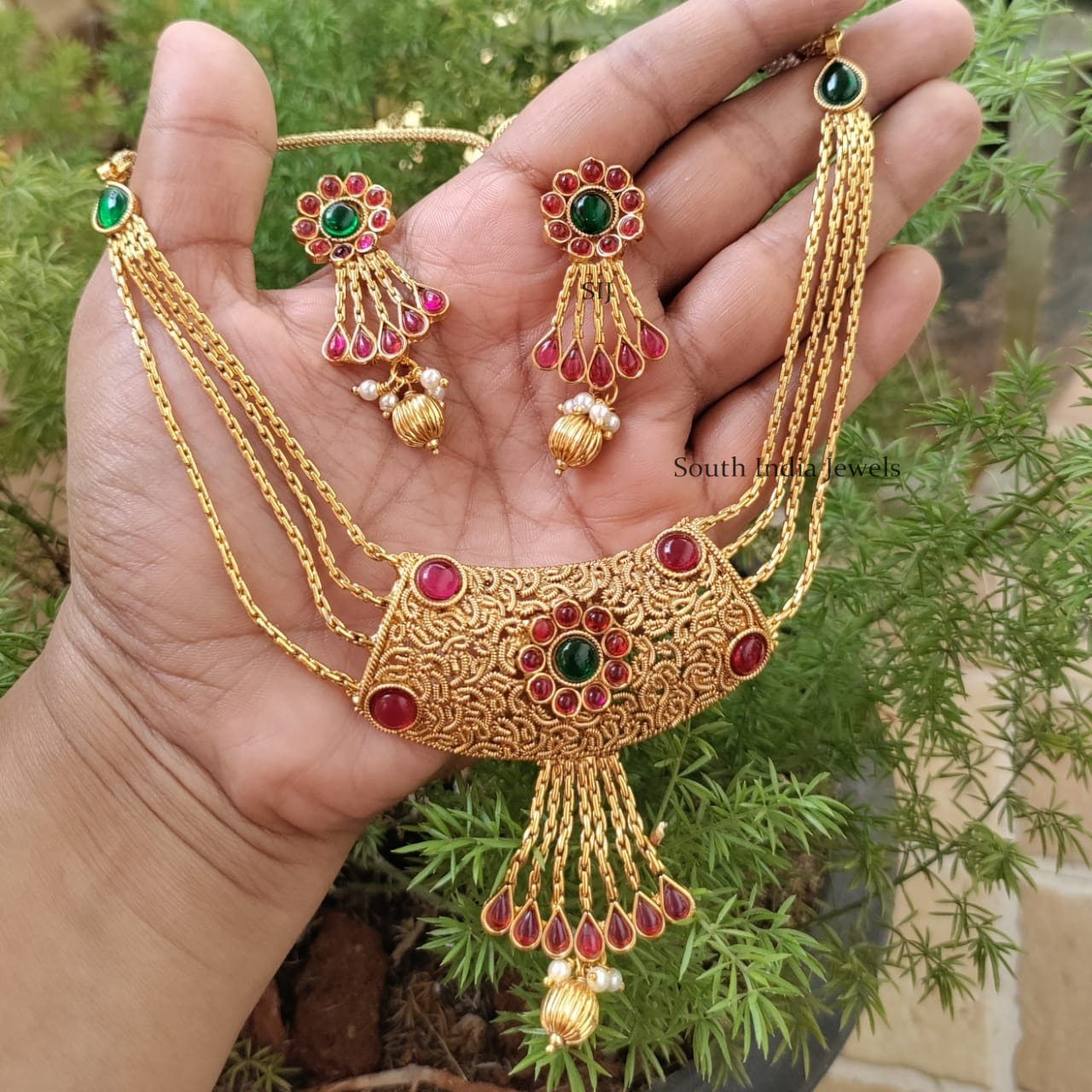 Stylish Gold Finish Layered Necklace