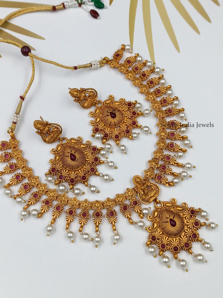 Beautiful Laxshmi Necklace Set