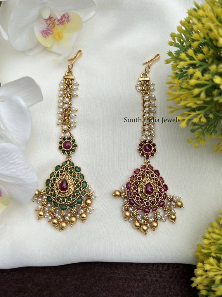 Dazzling Kemp Pearl Maang Tikka