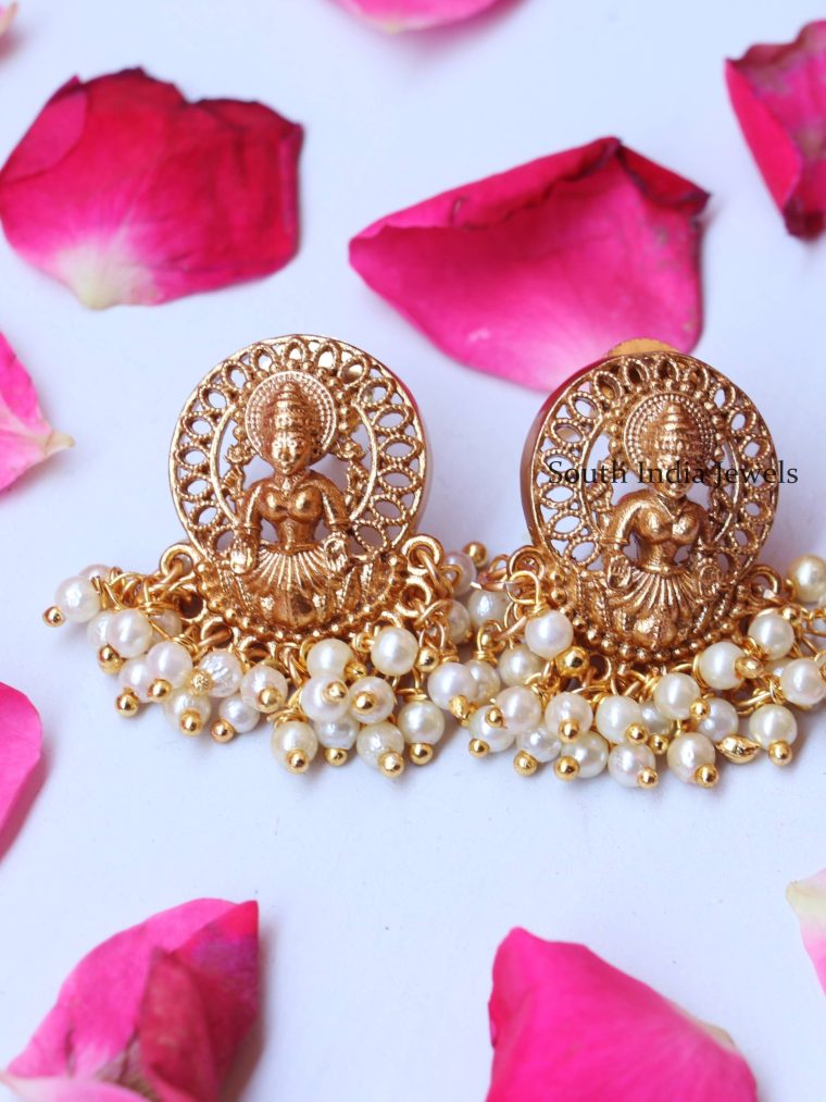 Elegant Shivangi Earrings